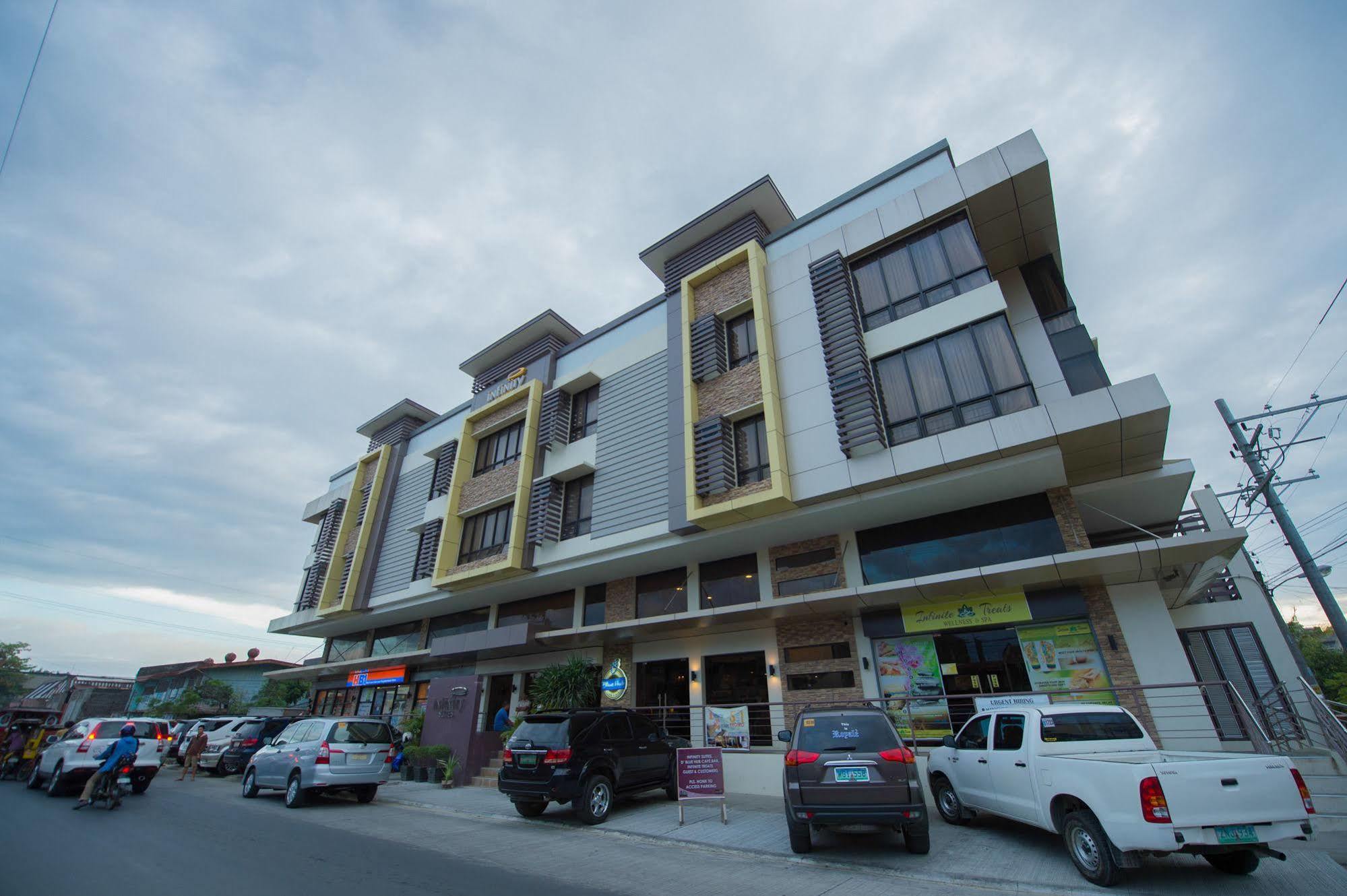 Infinity Suites Davao City Kültér fotó