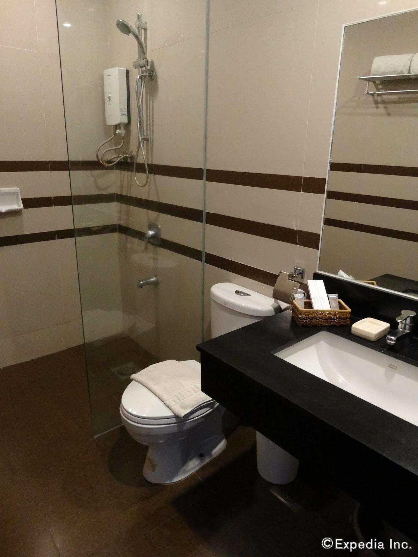 Infinity Suites Davao City Kültér fotó