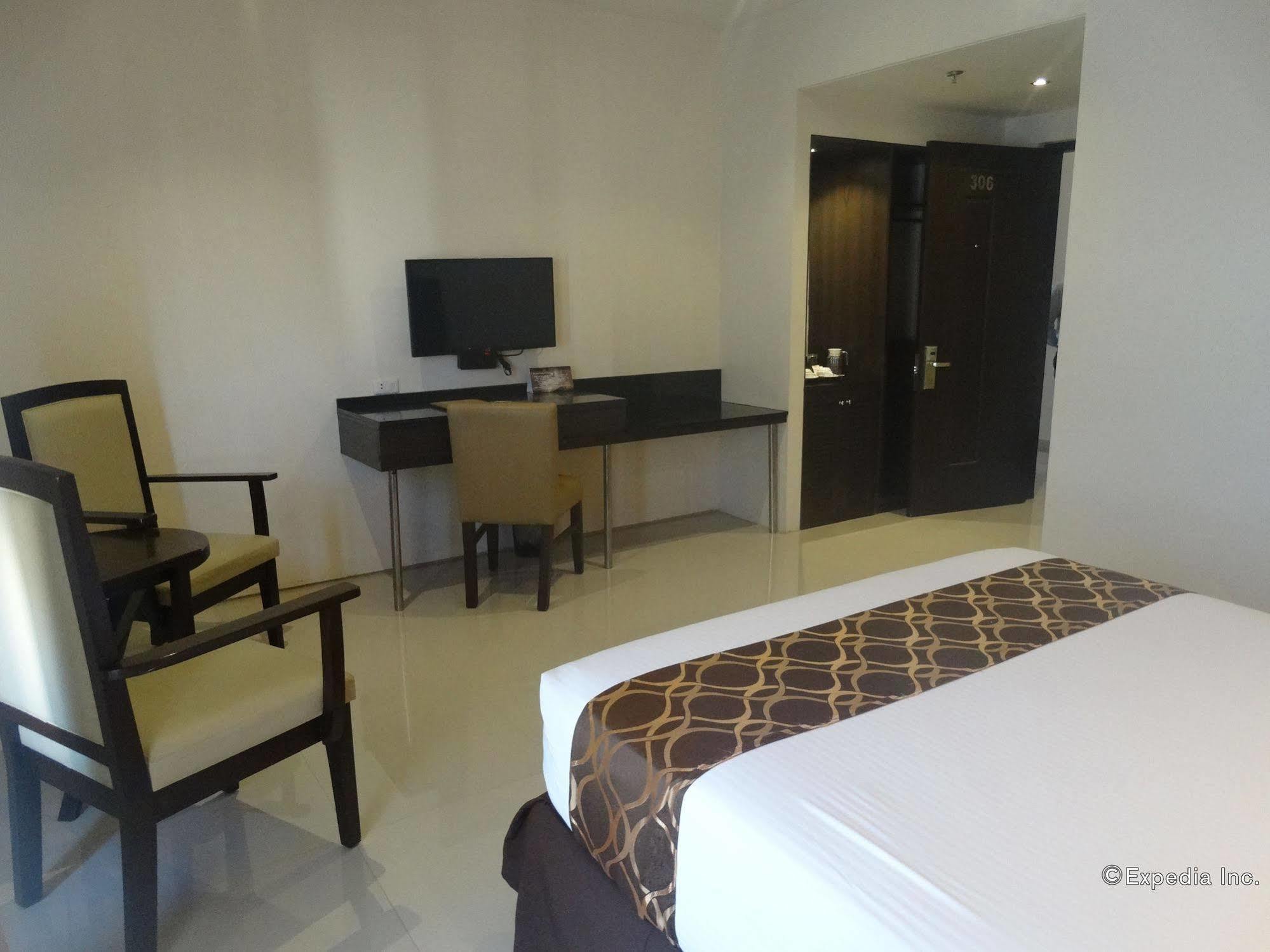 Infinity Suites Davao City Kültér fotó